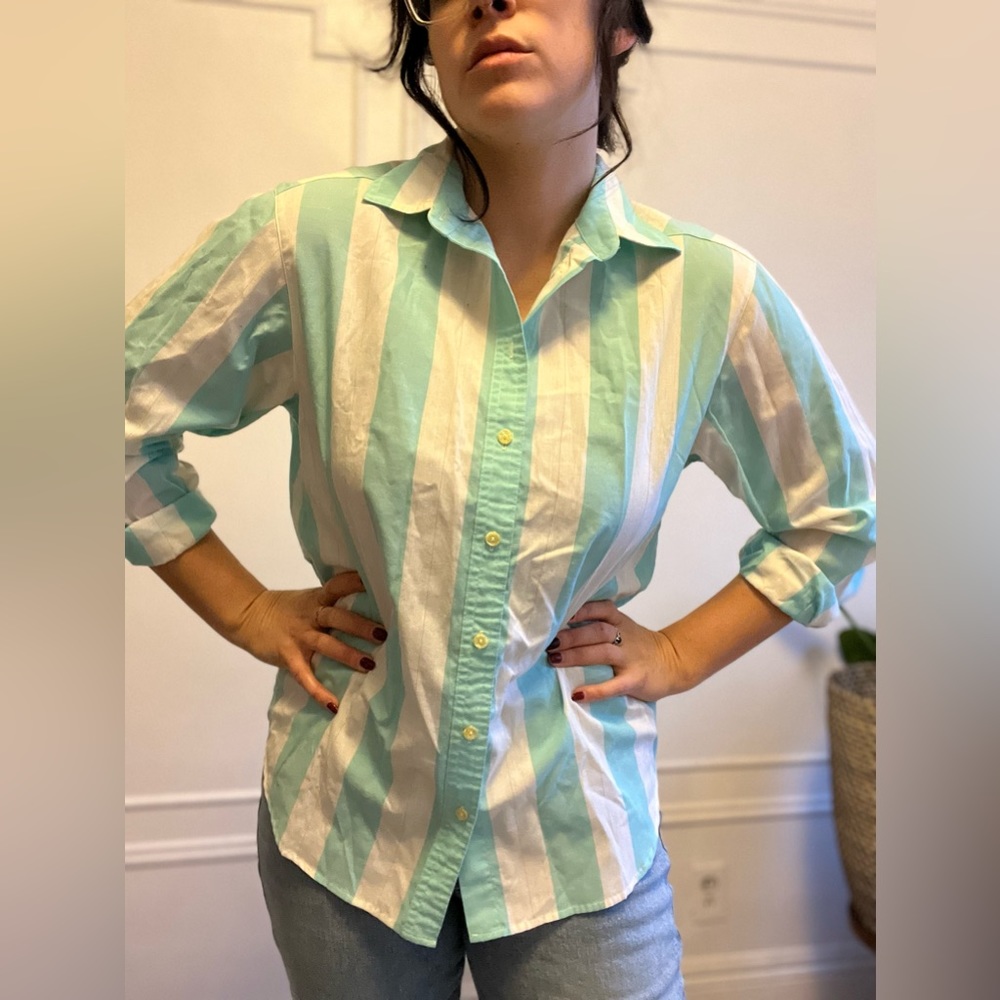Vintage Stripes Button Down Size M